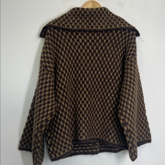 Zara - NWT Oversized Brown Button Down Long Sleeve Sweater Size Medium - Picture 12 of 12